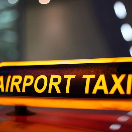 Airport Hotel Ентеббе Екстер'єр фото